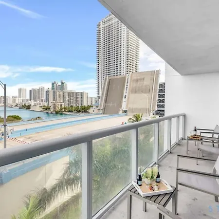 Pool - Apartment With Balcony - Gym - Near Beach
